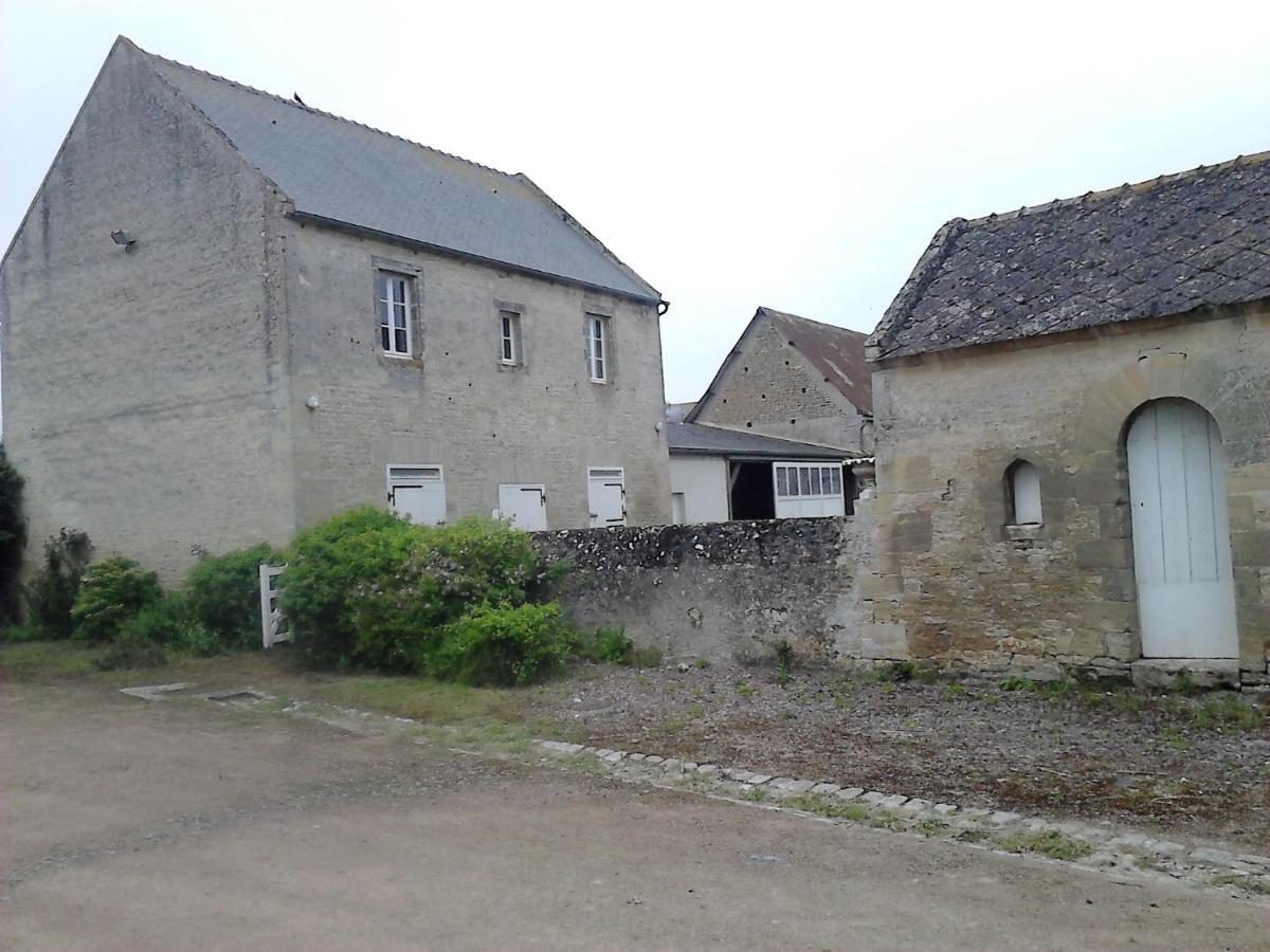 Boutons D'Or Vila Ponts sur Seulles Exterior foto